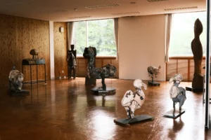 大田原市芸術文化研究所内の常設展示、動物彫刻
